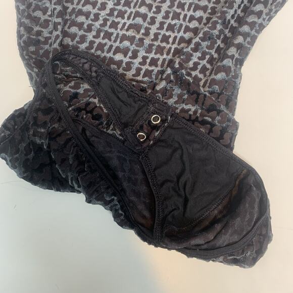 Skims Bodysuit Womens Small Velvet Burnout Logo Sleeveless Sheer Stretch S - Picture 6 of 6